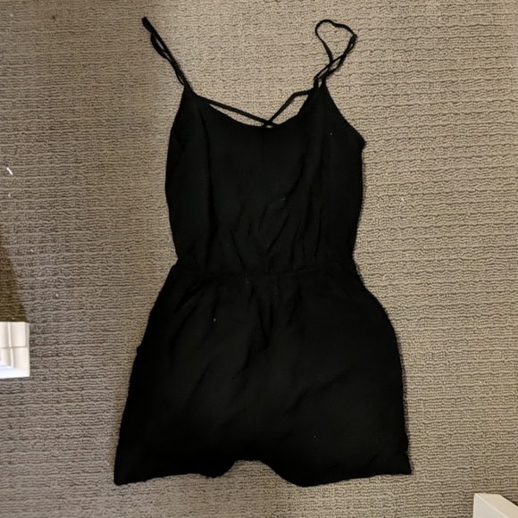 4 Dresses - Picture 5 of 5